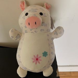 18” hug me reese squishmallow